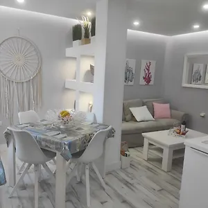 Ohana Apartment